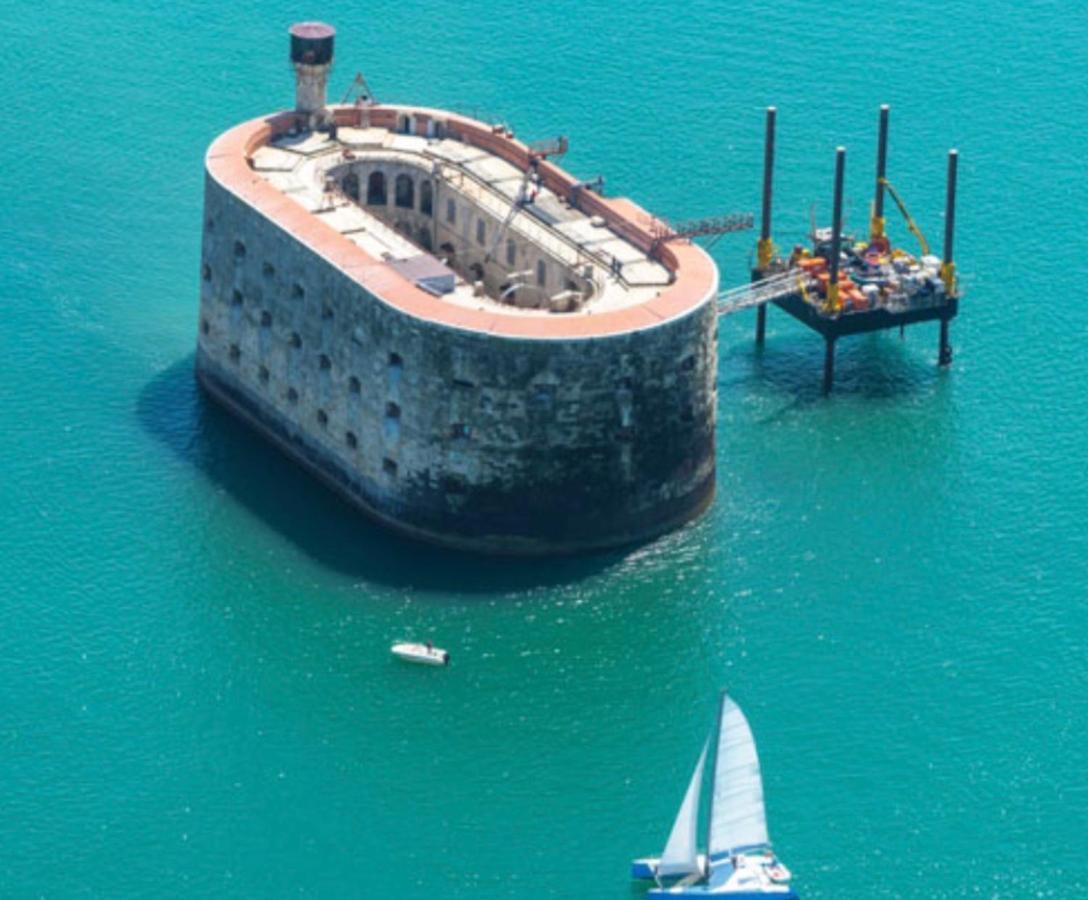 Séjour de rêve sur Yacht - BOAT PARADISE HÔTEL La Rochelle  Extérieur photo